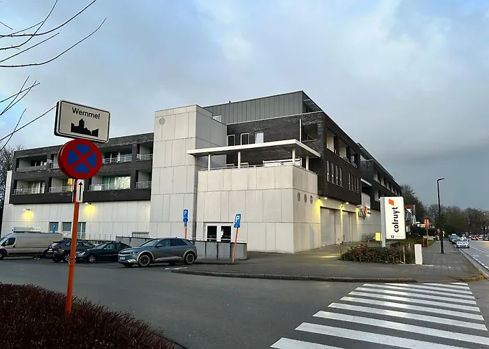 Atomium And Brussels Expo Stay